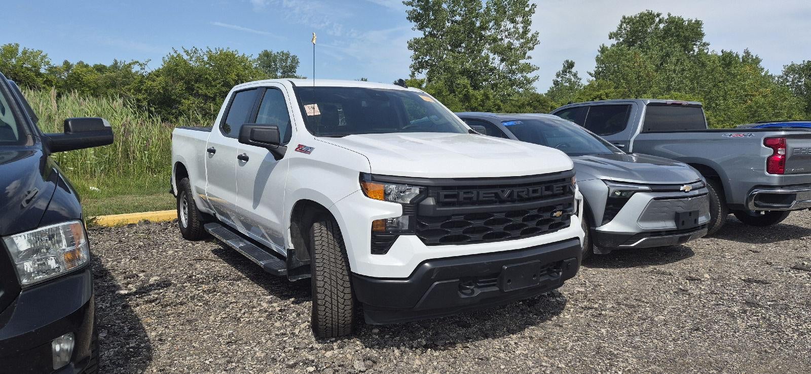 chevrolet silverado 1500 2025 1GCUKAED3SZ206585 image chevrolet silverado 1500 2025 1GCUKAED3SZ206585 image